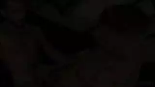 ممرضة كبيرة الثدي تخلع ملابسها ثم تخدم قضيب مريضها