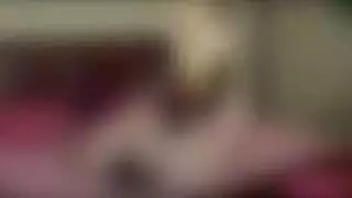 علاقة عابرة مع الجار: كلير تحصل على قذف على وجهها