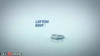 لقاء محرم: الأم وشابان في الحمام