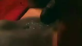 شقراء ممتلئة الصدر تتعرض للجماع الوجهي بقضيب إباحي ضخم