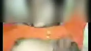 عشيقة بابيتا المثيرة تمارس الجنس مع موظف مطيع