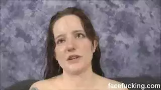 ما لم تفسح المجال في فمها لم يعد ينزعج والملاعين له