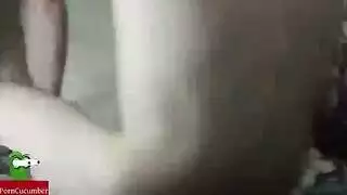 ما الذي يجعل عشيقة جديدة التدليك ديك كل يوم