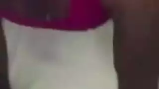 ران وماي في الحمام بجوار حمام السباحة وجاهزة للبخار