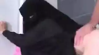 فتاه مصريه في الحمام