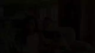 خشب الأبنوس متشرد مارس الجنس من الخلف مع دسار الأرجواني