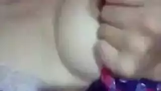 تم الانتهاء من فتيان الكلية العراة من امتحاناتهم وذهبوا إلى ملهى ليلي محلي للحصول على بعض المرح فيديو إباحي مجاني