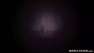 مشهد إباحي: الأب يضاجع المعلمة أمام المشاهدين