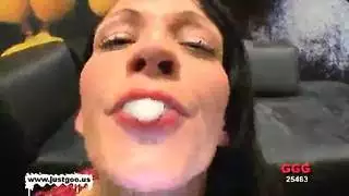 ثلاثة مراهقين هواة: خيال جنس جماعي شديد