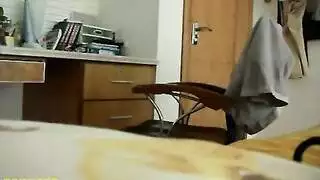 فحص قسري لمدان يتحول إلى ممارسة جنس شرجية عنيفة