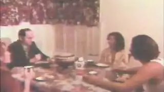 قدم الأم