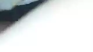 فتاة متحولة تأخذ زب في شرجها وحلقها