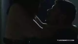 اب يداعب زب ابنه لواط
