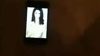 سيلينا سانتانا في جلسة استمناء صباحية سمراء مثيرة وحيدة في المنزل