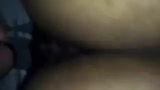 عاهرة البلدة تُنكح في كل زقاق
