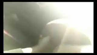 ضرب مؤخرة سائقة الشاحنة الكبيرة بوضعية الكلب