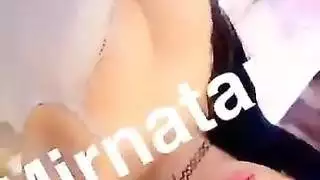ميرنا العربية ذات الصدر الكبير تمارس الجنس وتستعرض منحنياتها المثيرة