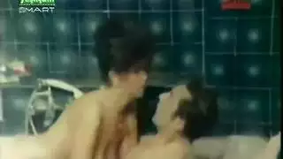 اضغط تشغيل لضرب مهبل عميق
