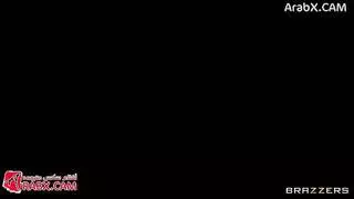 فيلم سكس مترجم: جوردي يخدم والدة صديقه المتلهفة بقضيبه الكبير