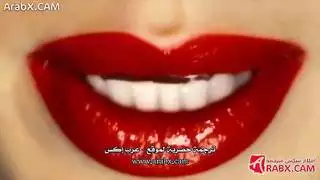 امرأة أكبر تركب بعنف لنسيان مشاكل ابنها