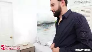 صديقة العروس تُسرق لجلسة فيلم إباحي صريح