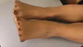 امراه على لابسه قميص اخضر ومغطيه وشها بالاخضر سكس عربي