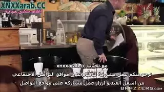 كل العيون علينا: جنس جماعي علني مع إنهاء داخلي