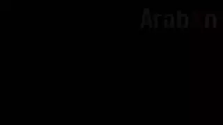 أب مرهق يضرب ابنته في مشهد إباحي صريح