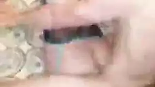 تصرخ من زب الضخم