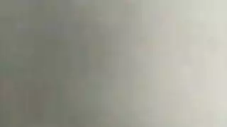 قضْم مزدوج من مراهقتين تشيكيتين ساخنتين في فيلم إباحي