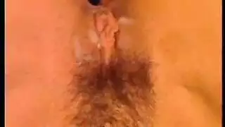 تعرف المرأة الكبيرة التي يجب أن تفعلها تمامًا ما يجب فعله مع شاب يريد أن يمارس الجنس