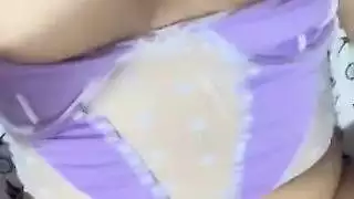 عاهرة المطرية تصرخ على قضيب في شريط جنس خارجي