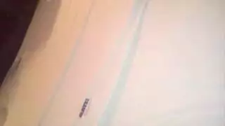مراهقة مهدرة تُستغل في جلسة نيك سيارة إباحية