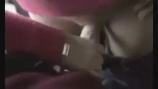 مقصورة قطار مليئة بلعاب الطالبة الشقراء مقابل مال إباحي