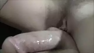 الاخت الكبرى لما تخش على اختها اللي مطلقه تلاقيها بتلعب فى كسها اباحيه