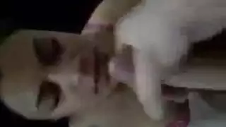 خيال جنسي جماعي: سراويل جلدية سوداء وفرج مبلل للجماع