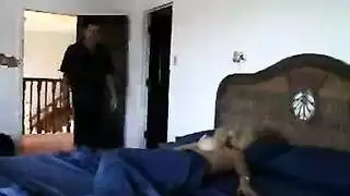 ضرب الدوره الشهريه