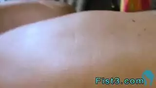 خول يتناك بالقبضة