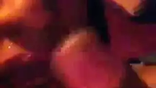 عابر جنسي وقح يُملأ بالسائل المنوي