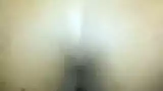 طالبة حذرة تتحول بسبب الجماع العنيف من الخلف
