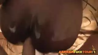 الجمالات السوداء تمارس الجنس والجنس الفموي في فيديو إباحي صريح