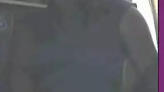 مشهد مثير: هاوي يستعرض مؤخرته الساخنة أثناء الفعل