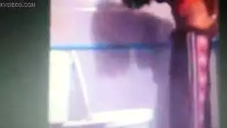 الطالبه تغريني في مؤخرتها
