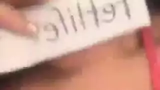 نجم بورن آسيوي يمص ويركب قضيبًا صلبًا