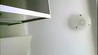 في سن المراهقه صغيره جدا