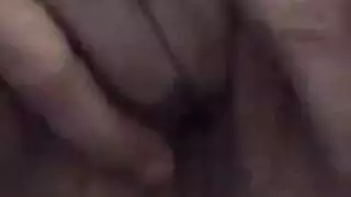 أوجي نخبوي: عملاء أثرياء ونائب رئيس يمارسون الجنس معها في كل مكان