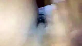 إليزا في رحلة النشوة النهائية مع قضيب أسود