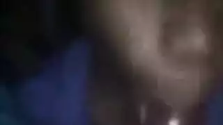 بلع قطعة ضخمة من قضيب خشب الأبنوس