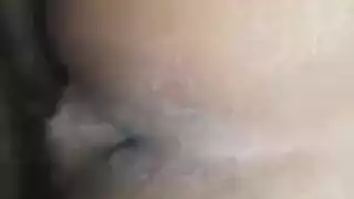 إباحية خارجية جامحة مع قضيب خشب داكن