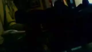 الرئيس يعطي موظفته العاهرة القضيب الخشن الذي تتوق إليه